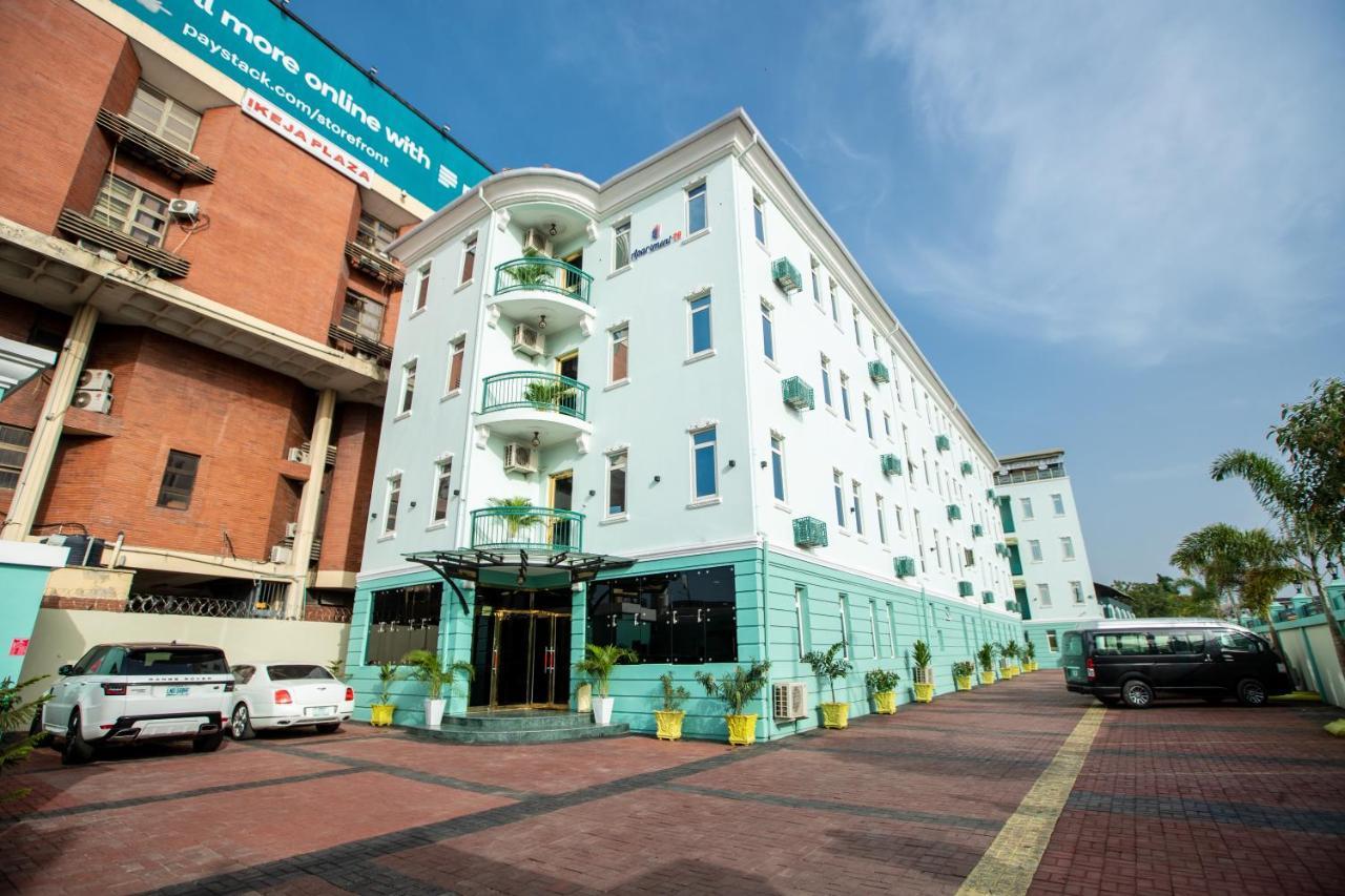 Apartment 79 Hotel & Suite Ikeja Buitenkant foto