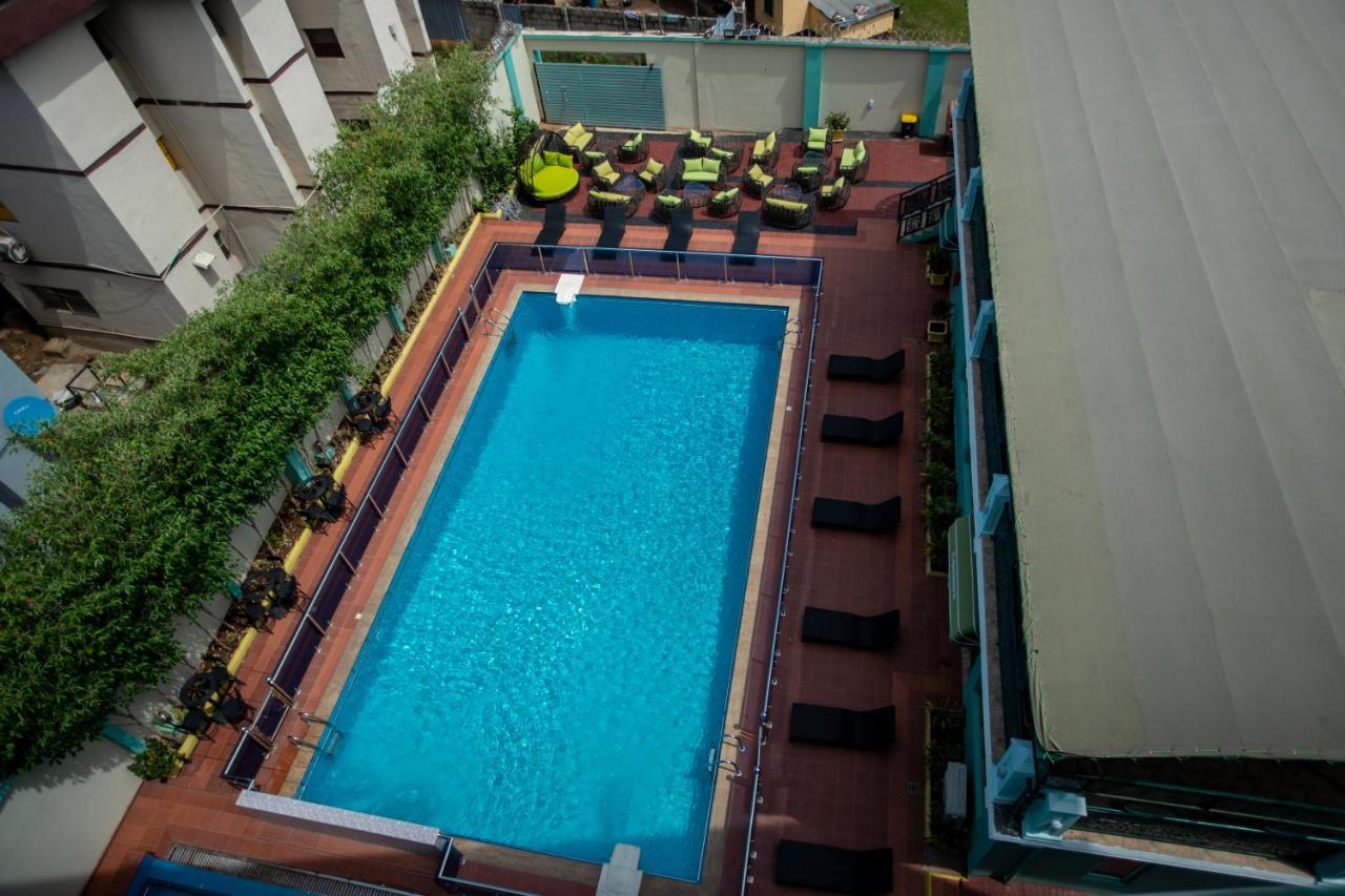Apartment 79 Hotel & Suite Ikeja Buitenkant foto